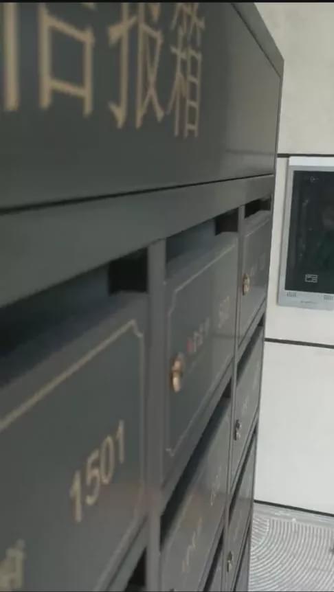 南通金茂府業(yè)主曝光18大質(zhì)量問題，信報箱成焦點(diǎn)